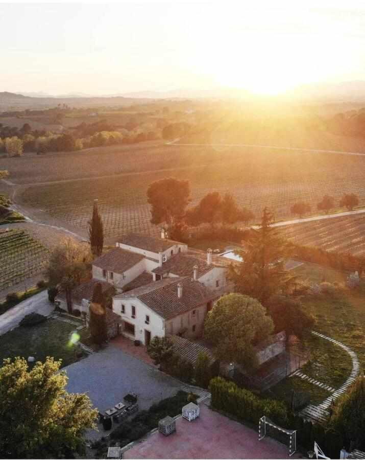 Masia Olivera Sant Pau d'Ordal Luaran gambar