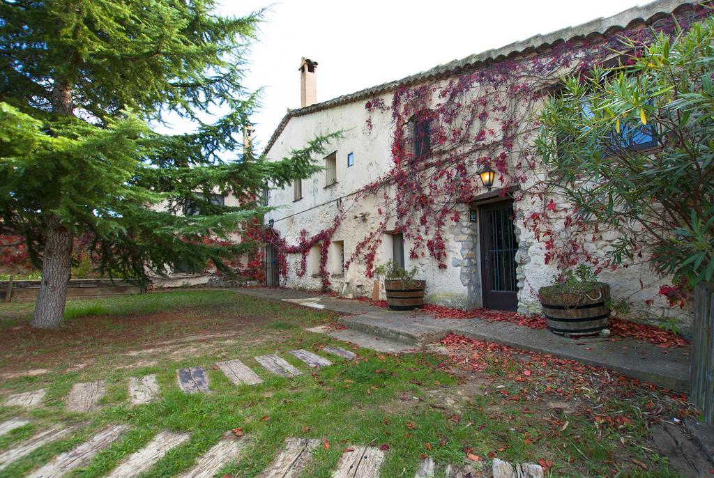 Masia Olivera Sant Pau d'Ordal Luaran gambar